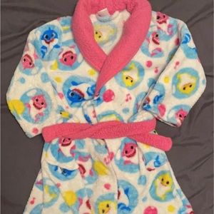 Baby shark bath robe